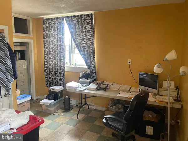 $119,900 | 207 Highland Avenue, Chester, PA 19013