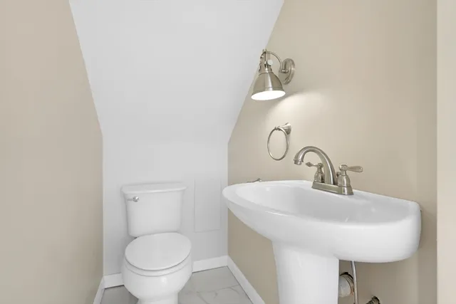 $4,250 | 736 Sconticut Road, Unit A, Fairhaven, MA 02719