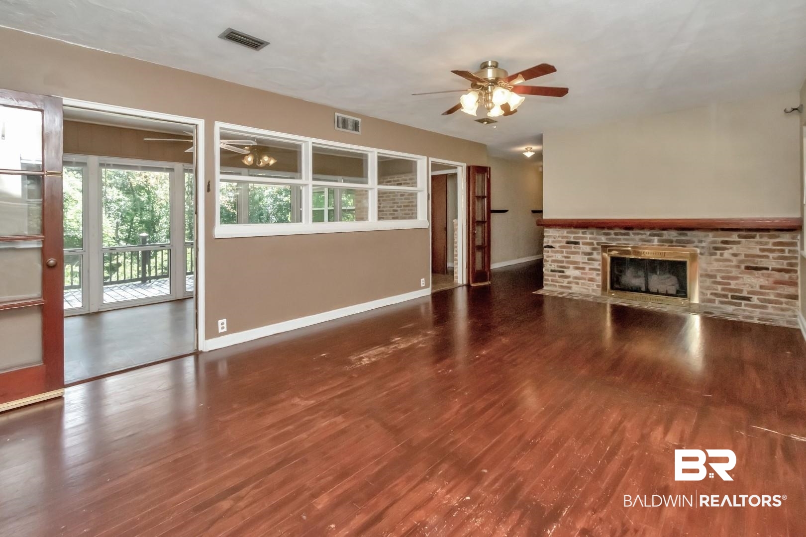 4652 East Pinewood Drive Mobile, AL 36618 - Photo 5 of 35