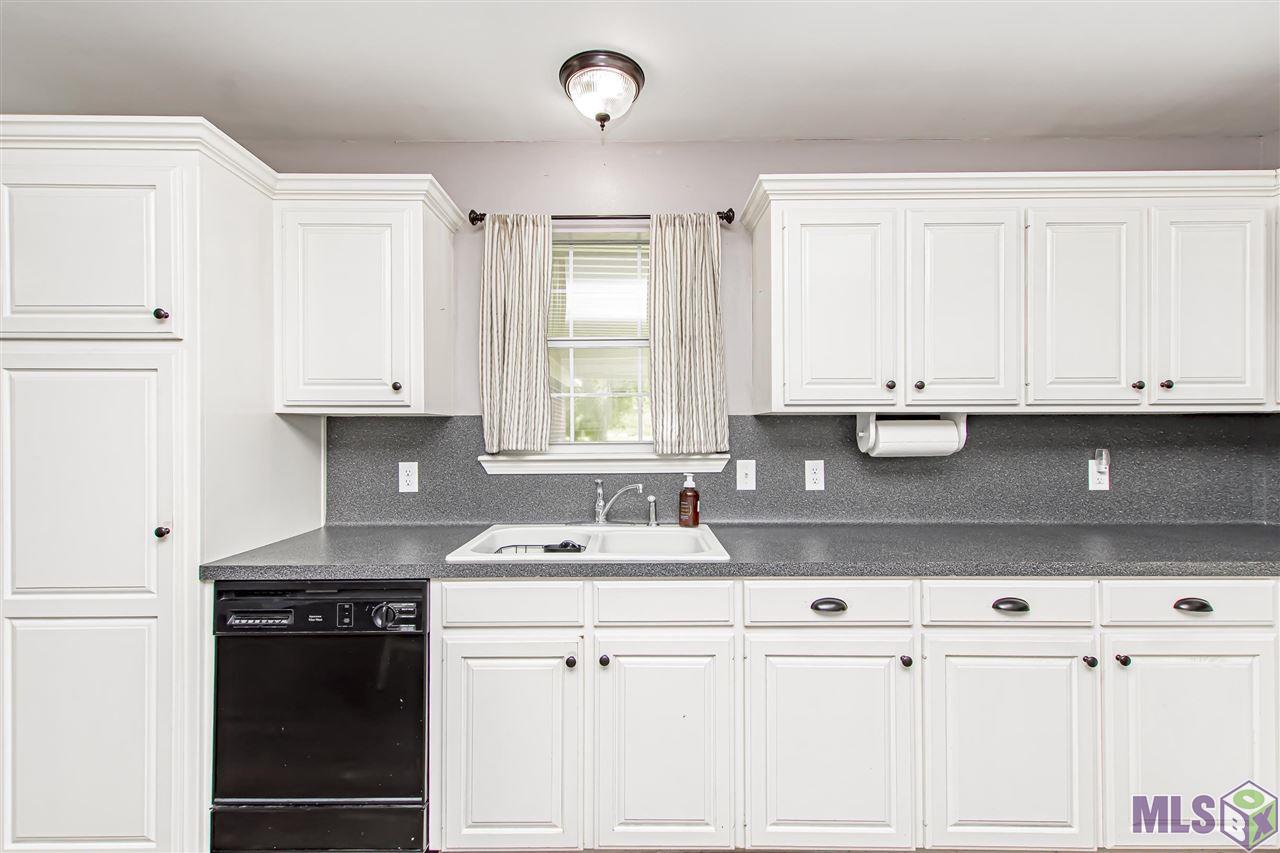 12453 Palmer Road Gonzales, LA 70737 - Photo 13 of 32 Gallery Image 13