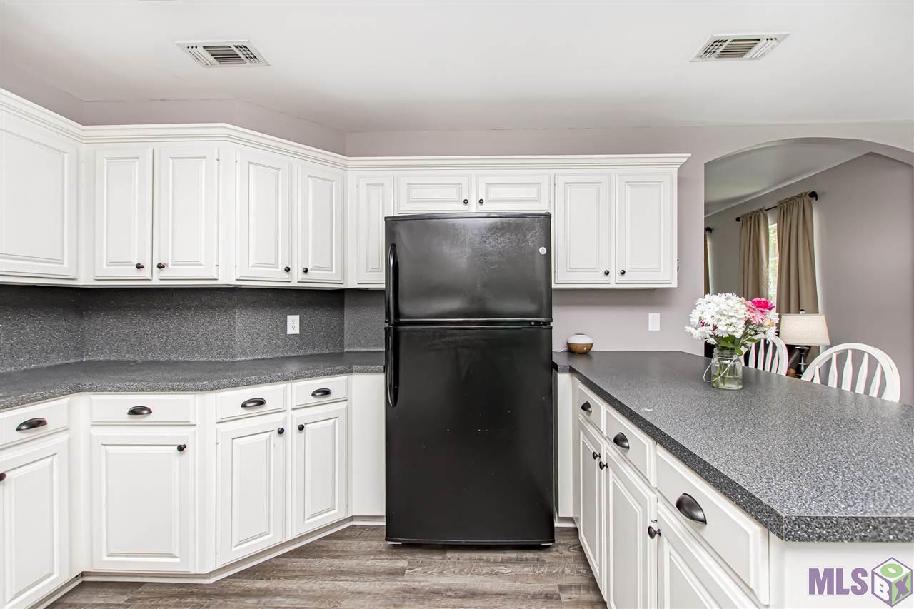 12453 Palmer Road Gonzales, LA 70737 - Photo 15 of 32 Gallery Image 15