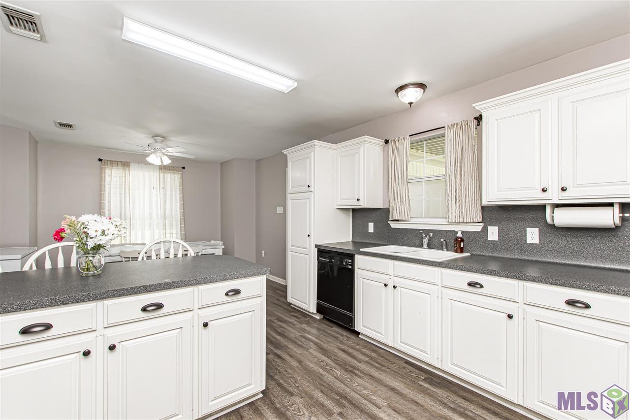 12453 Palmer Road Gonzales, LA 70737 - Photo 17 of 32 Gallery Image 17