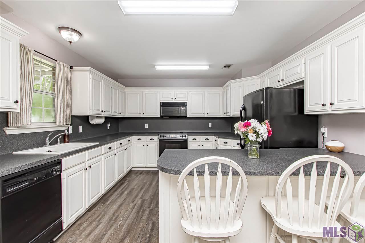 12453 Palmer Road Gonzales, LA 70737 - Photo 18 of 32 Gallery Image 18