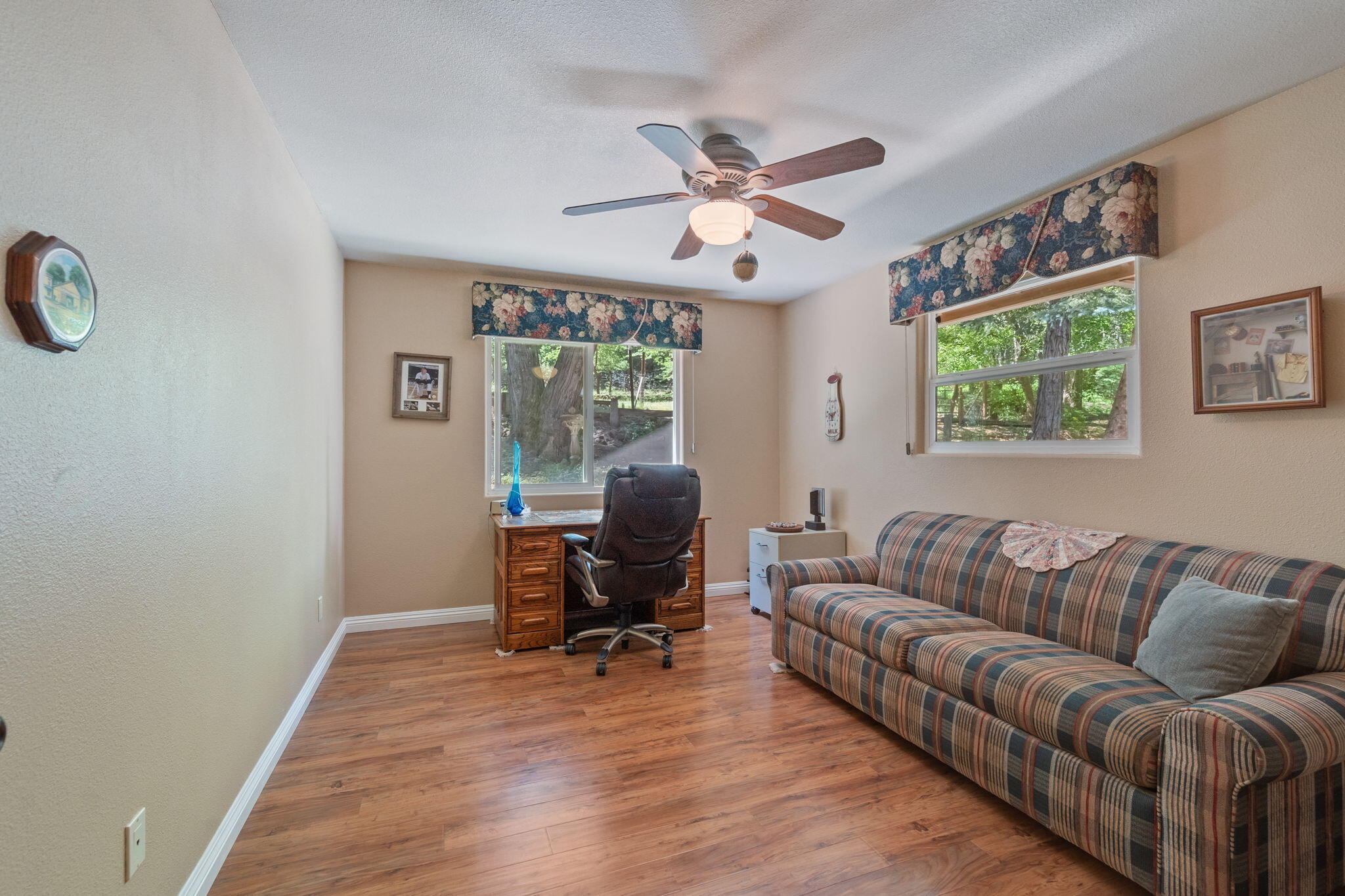 30303 Oak Run To Fern Road Whitmore, CA 96096 - Photo 33 of 75 a living room with furniture and a window