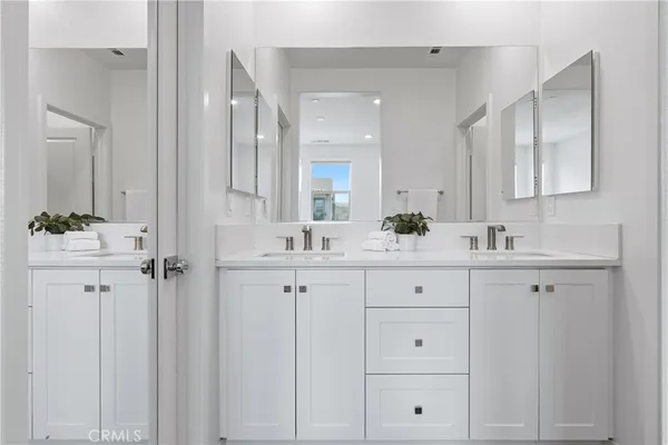 $675,000 | 1401 Lasso Way, Unit 304, Rancho Mission Viejo, CA 92694