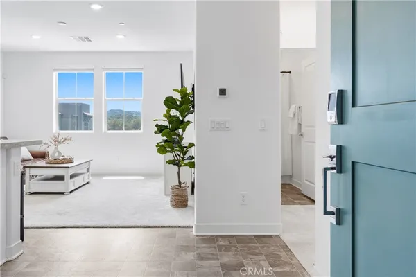 $675,000 | 1401 Lasso Way, Unit 304, Rancho Mission Viejo, CA 92694