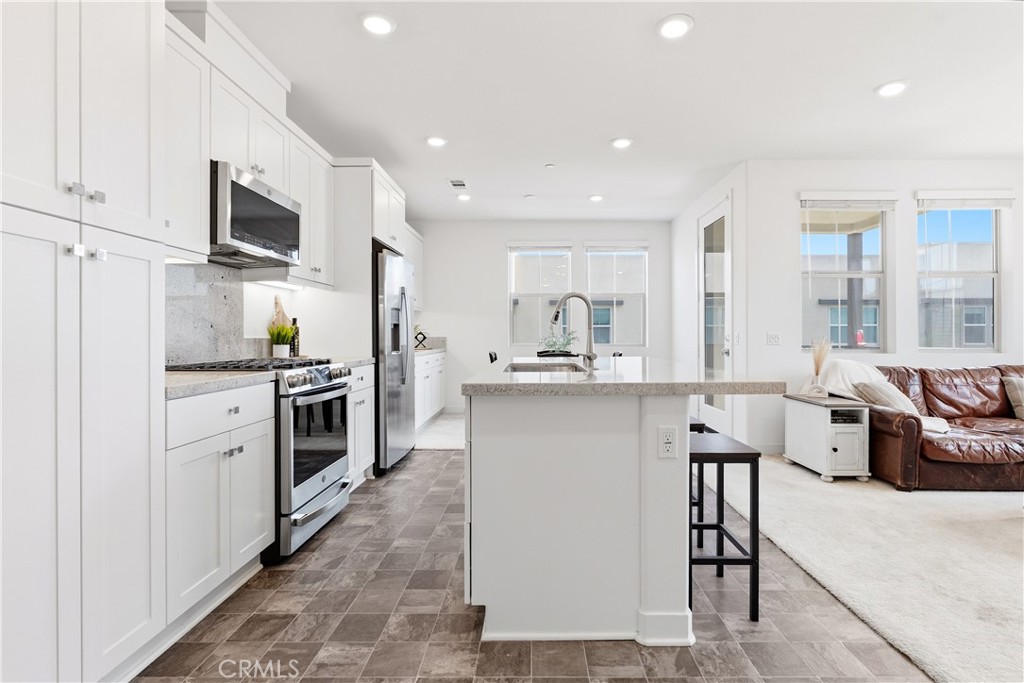 1401 Lasso Way, Unit 304 Rancho Mission Viejo, CA 92694 - Photo 5 of 75
