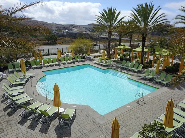 $675,000 | 1401 Lasso Way, Unit 304, Rancho Mission Viejo, CA 92694