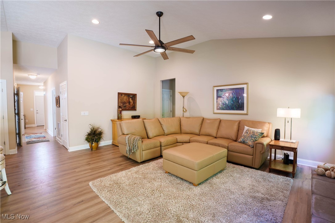 6696 Amber Way North Ridgeville, OH 44039 - Photo 4 of 24 Gallery Image 4
