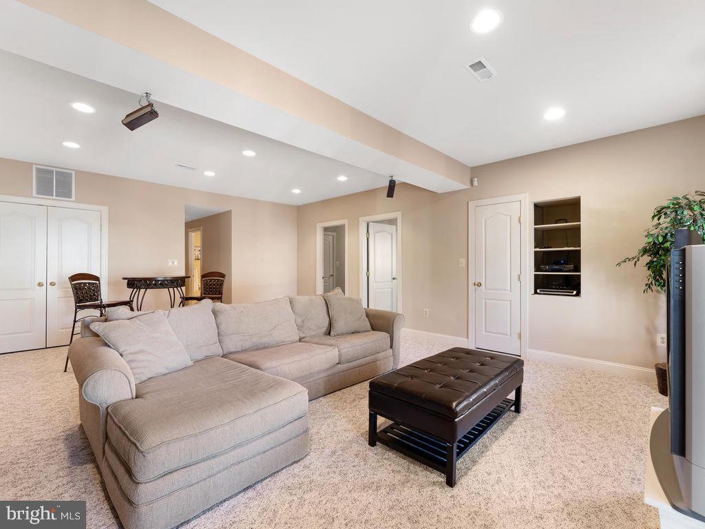 12128 Sheets Farm Road North Potomac, MD 20878 - Photo 38 of 54 Gallery Image 38