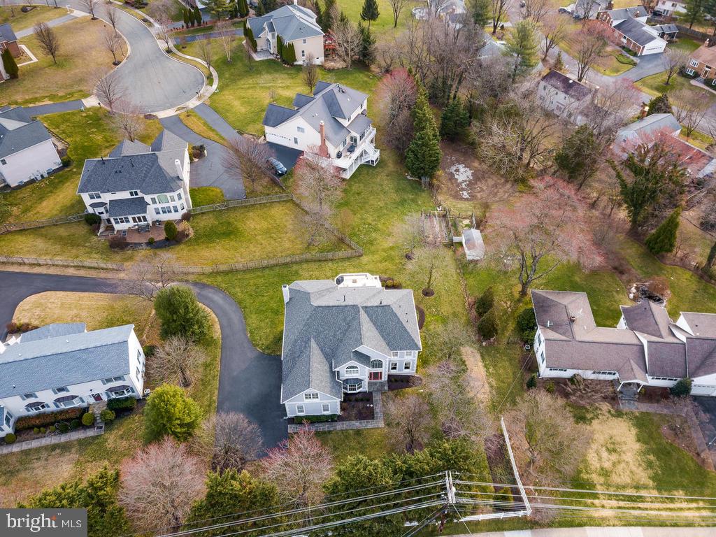 12128 Sheets Farm Road North Potomac, MD 20878 - Photo 51 of 54 Convenient community