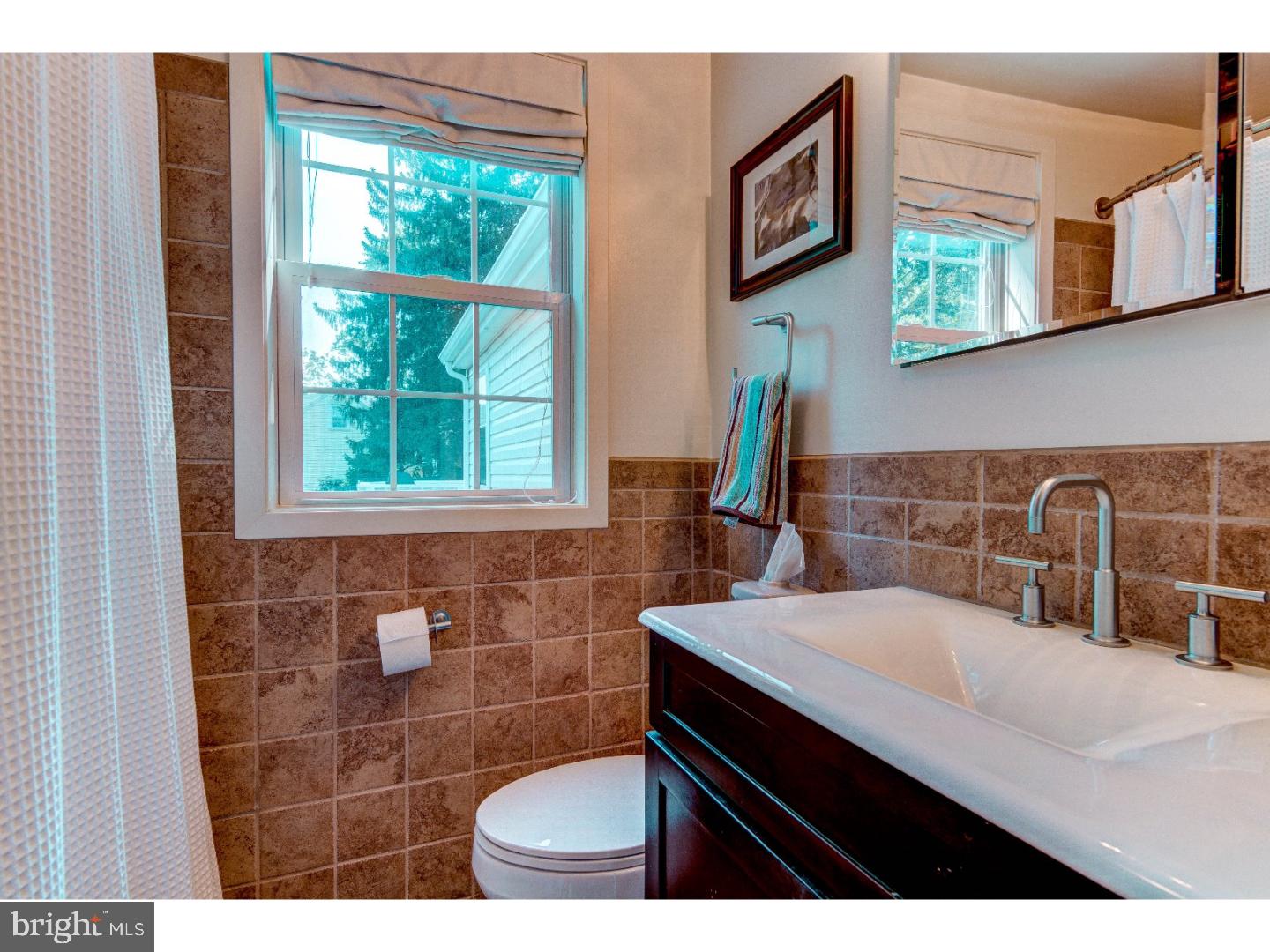 11 Longview Road Malvern, PA 19355 - Photo 12 of 23 Bathroom