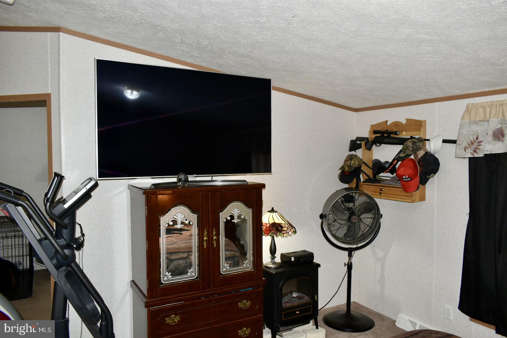 38 Broadwing Drive Hanover, PA 17331 - Photo 15 of 37 a view of entryway with wooden floor