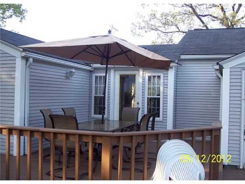 170 West Shore Road Warwick, RI 02889 - Photo 19 of 20 Exterior Back.