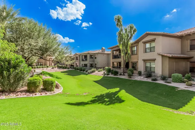 $478,500 | 21320 North 56th Street, Unit 2048, Phoenix, AZ 85054