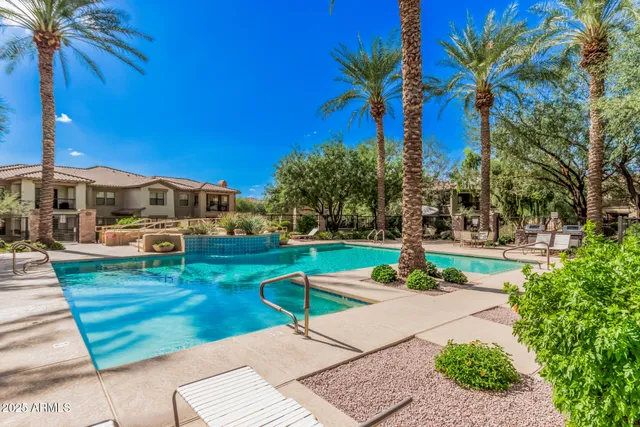 $478,500 | 21320 North 56th Street, Unit 2048, Phoenix, AZ 85054