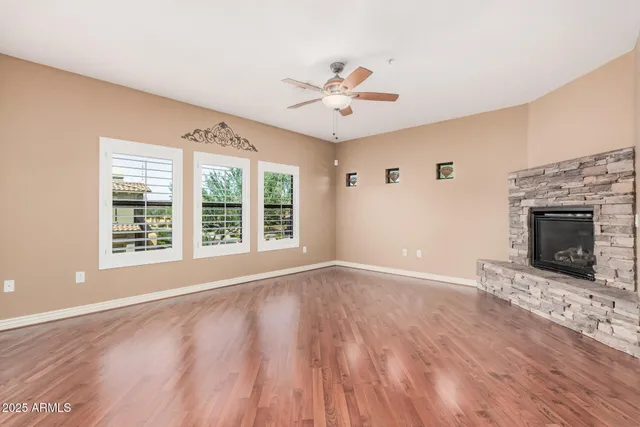 $478,500 | 21320 North 56th Street, Unit 2048, Phoenix, AZ 85054