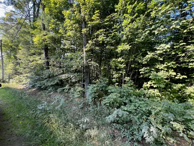 $27,500 | 7 Map Road, Cambridge, ME 04923