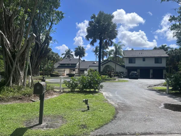 $3,300,000 | 10076 El Caballo Court, Delray Beach, FL 33446