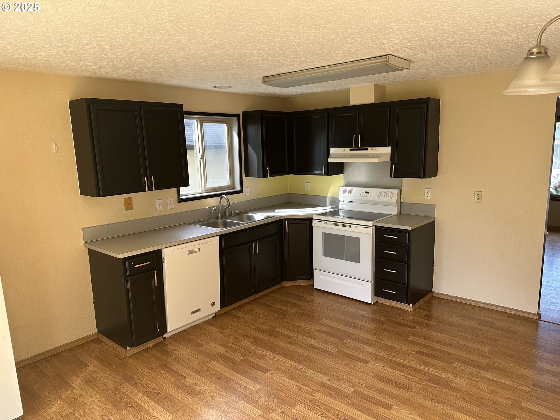 4433 Addy Loop Washougal, WA 98671 - Photo 3 of 12 Gallery Image 3
