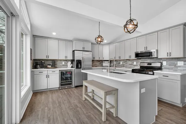 $550,000 | 11557 Highland Hills Drive, Jerome, MI 49249