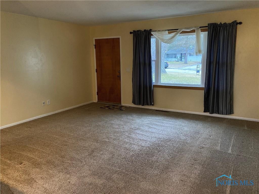3215 Gracewood Road Toledo, OH 43613 - Photo 2 of 15 Gallery Image 2
