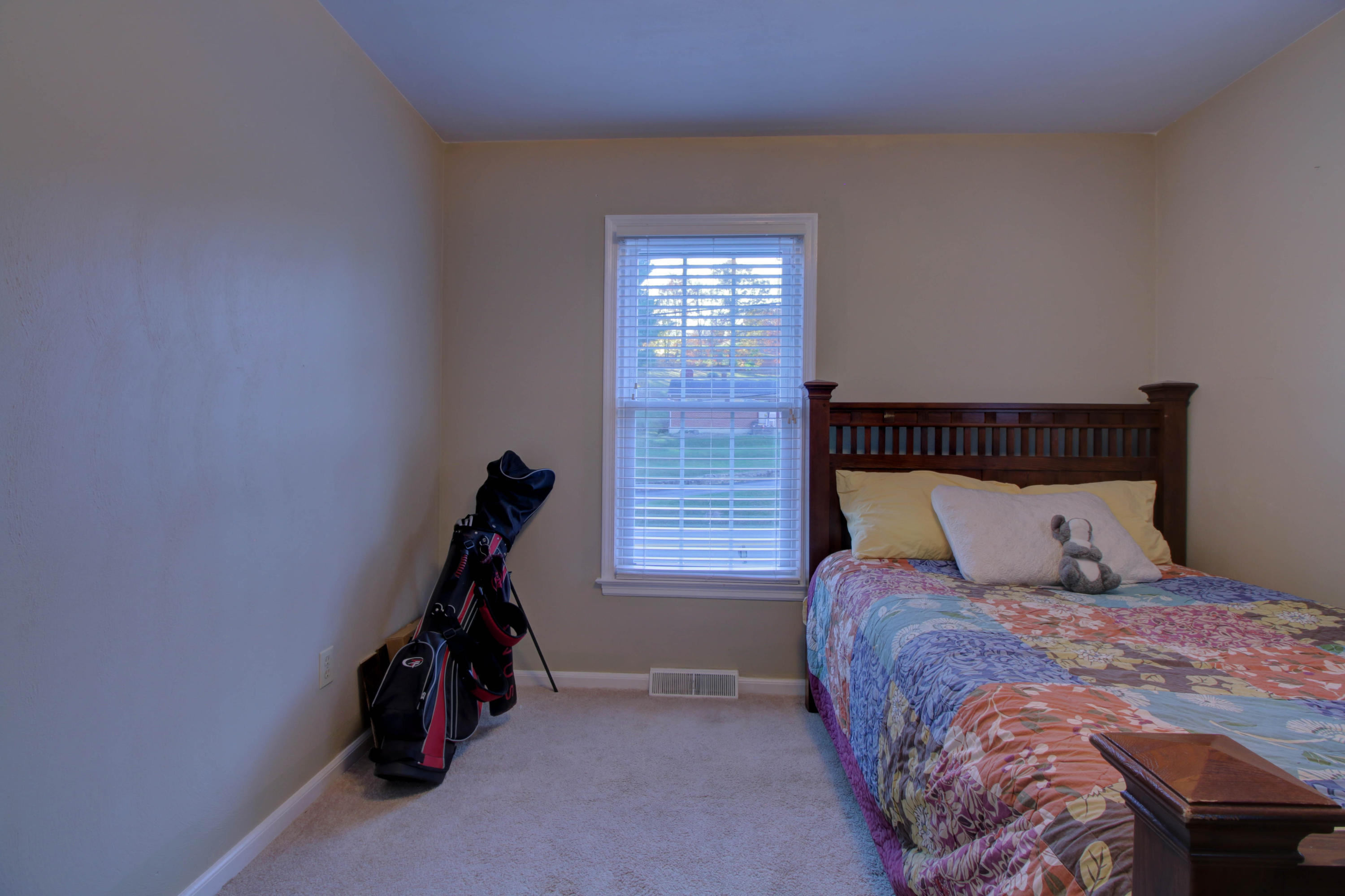5954 Merriman Road Roanoke, VA 24018 - Photo 15 of 29 Bedroom 3