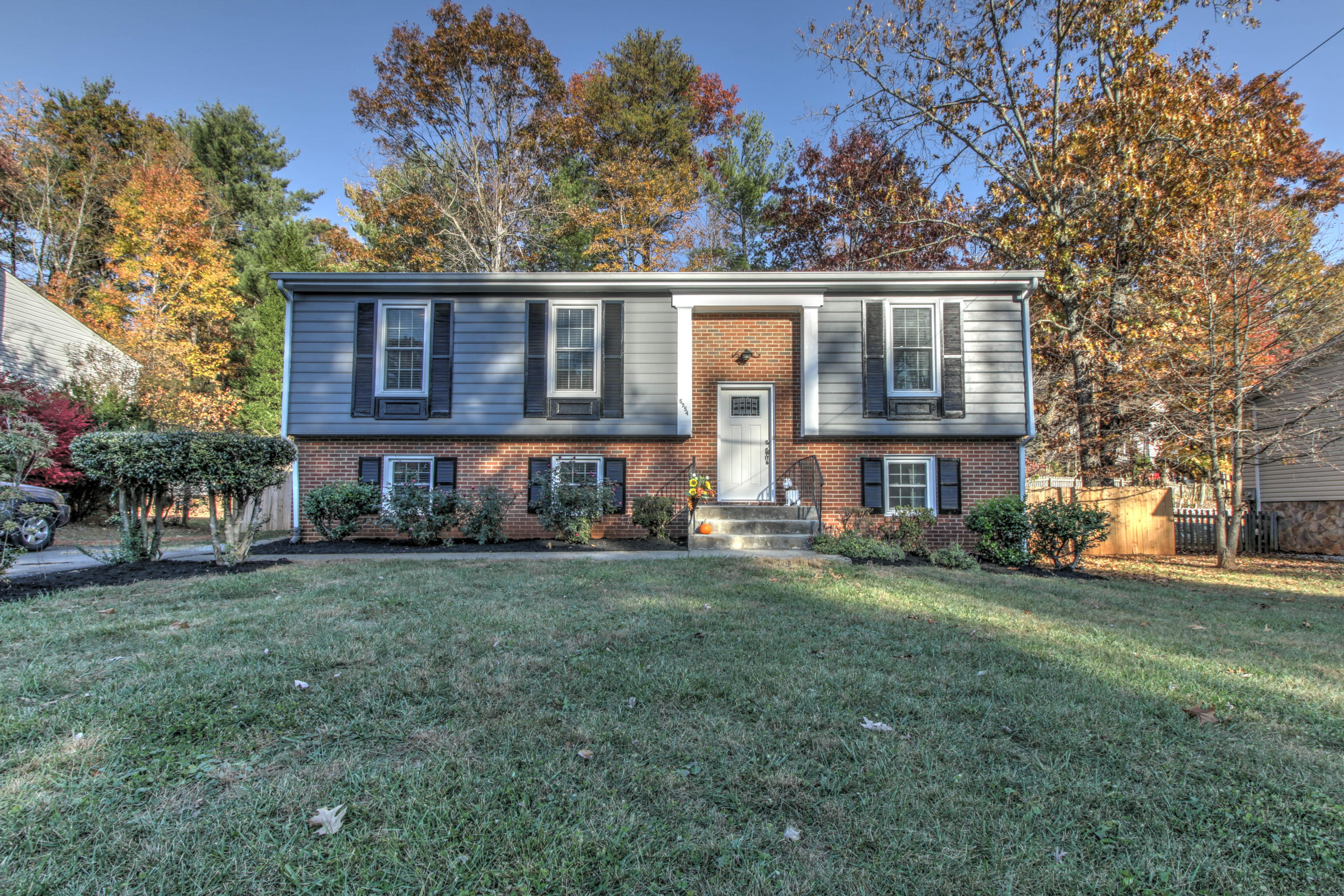 5954 Merriman Road Roanoke, VA 24018 - Photo 25 of 29 IMG_7333_4_5_6_7_8_9