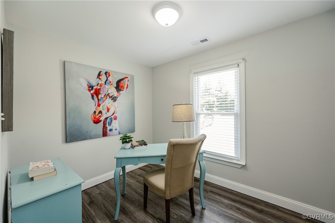 9286 Hungary Road Glen Allen, VA 23060 - Photo 14 of 50 Office space featuring baseboards and dark wood-st