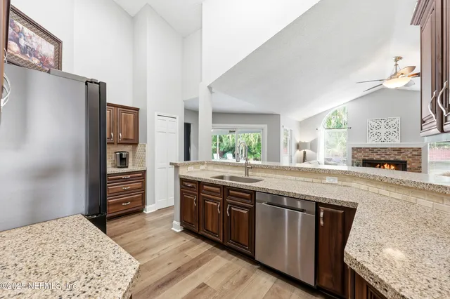 $569,900 | 3764 Helicon Drive, Jacksonville, FL 32223