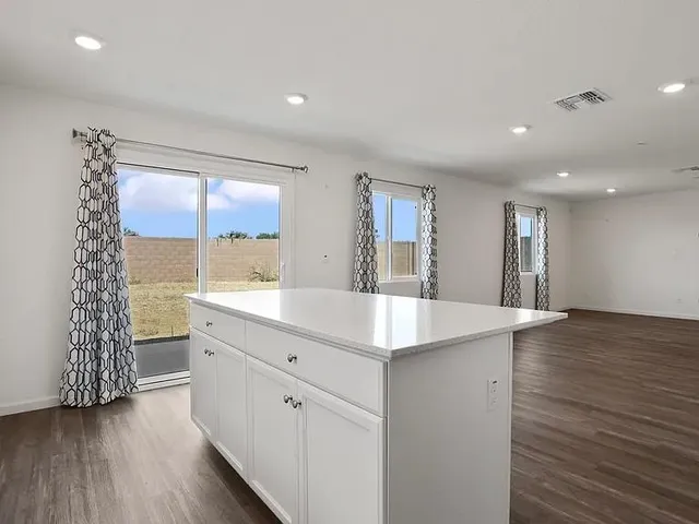 $2,600 | 2301 Blossom Rnch Road, Patterson, CA 95363