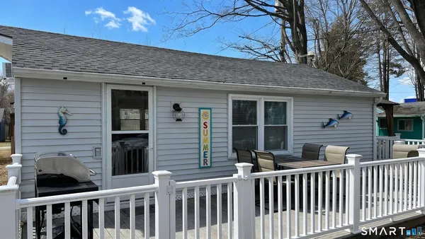 $154,000 | 16 North Street, Madison, CT 06443