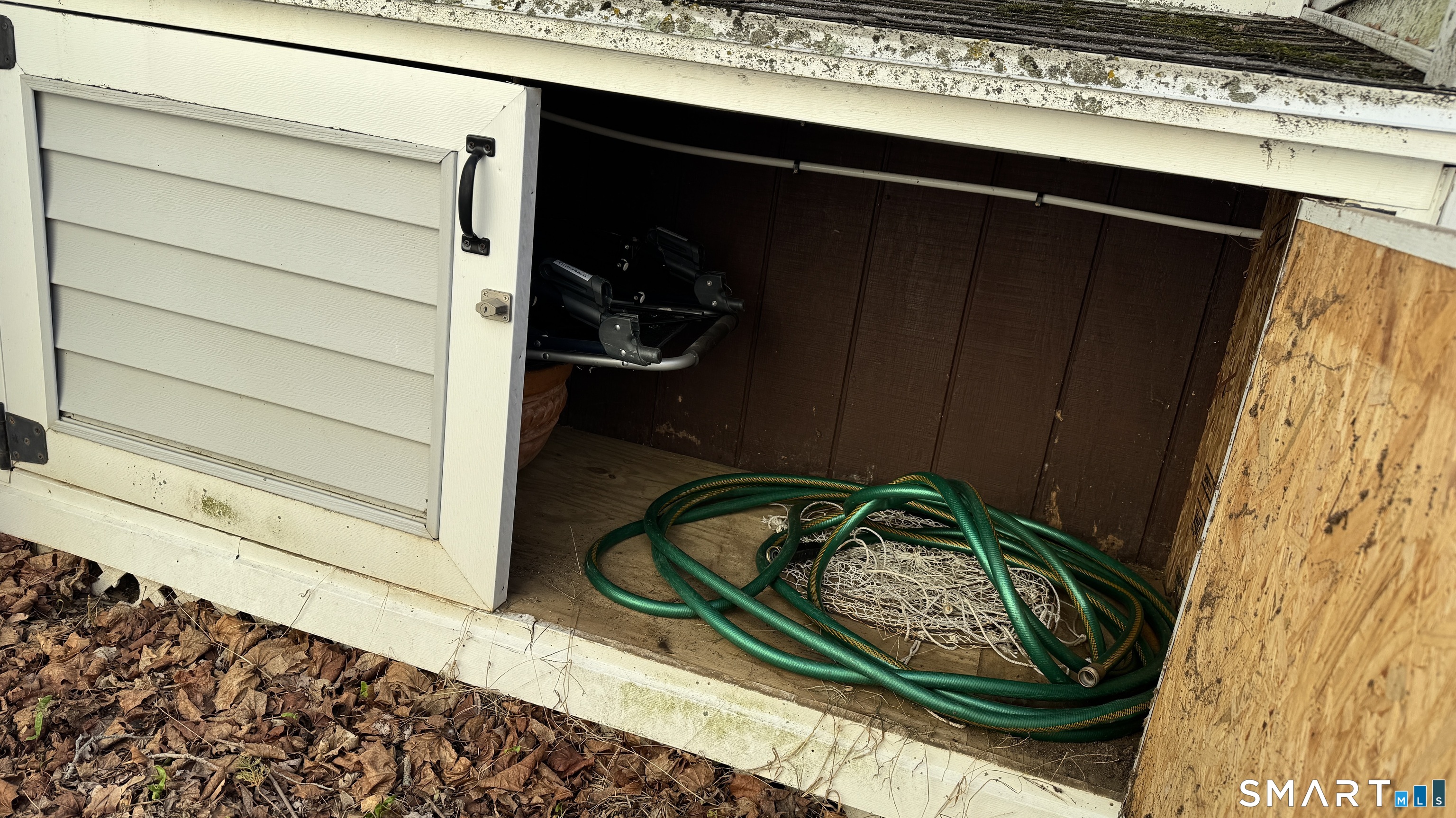 16 North Street Madison, CT 06443 - Photo 23 of 25 Storage area