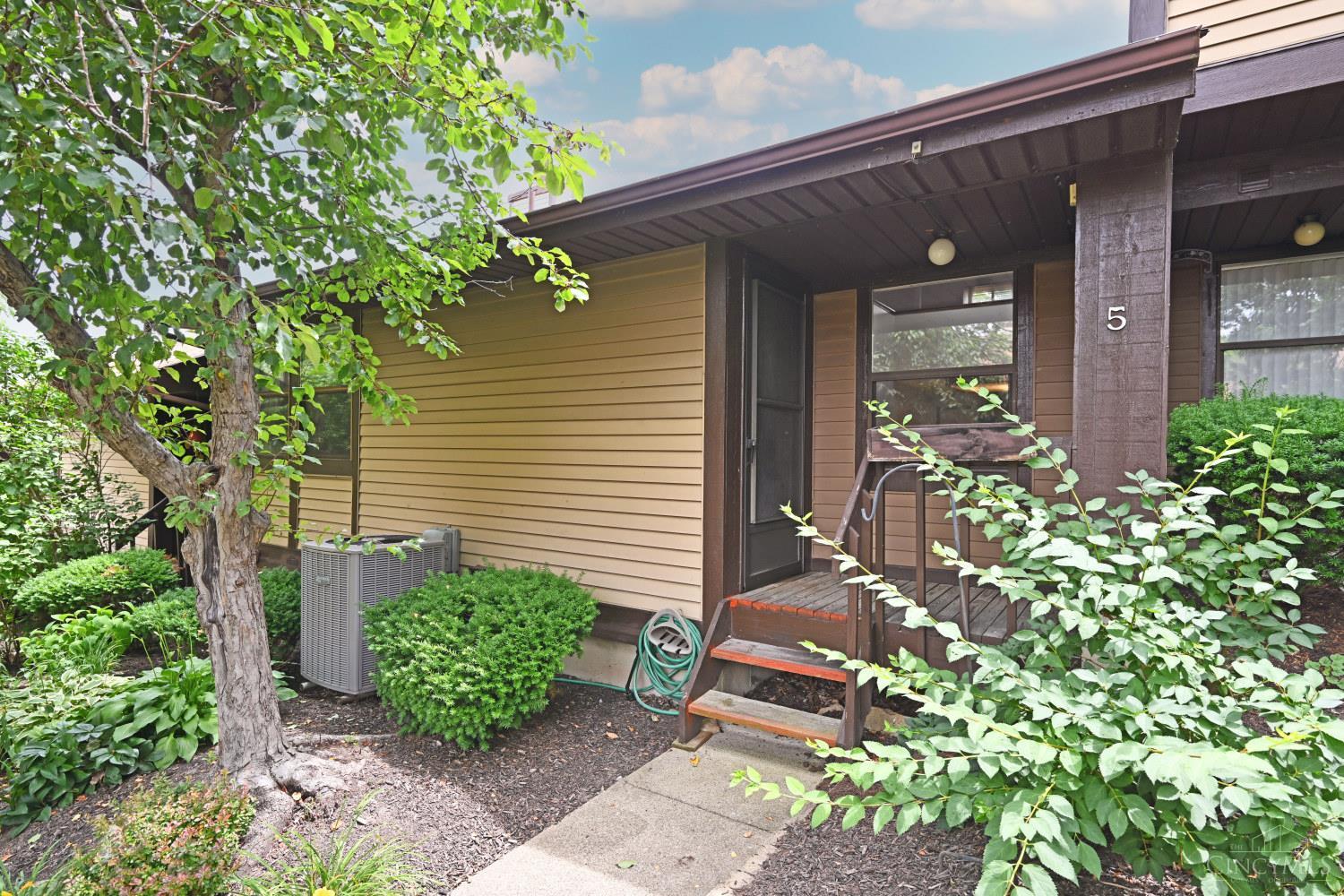 5 Springbok Drive Fairfield, OH 45014 - Photo 2 of 49