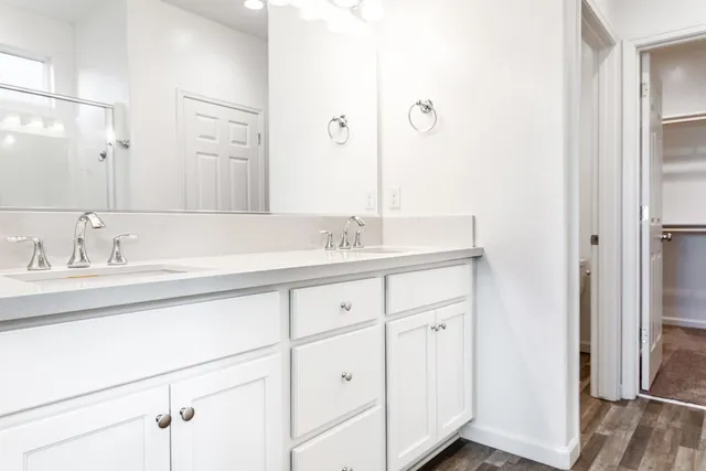 $429,900 | 183 South Karen Avenue, Kerman, CA 93630