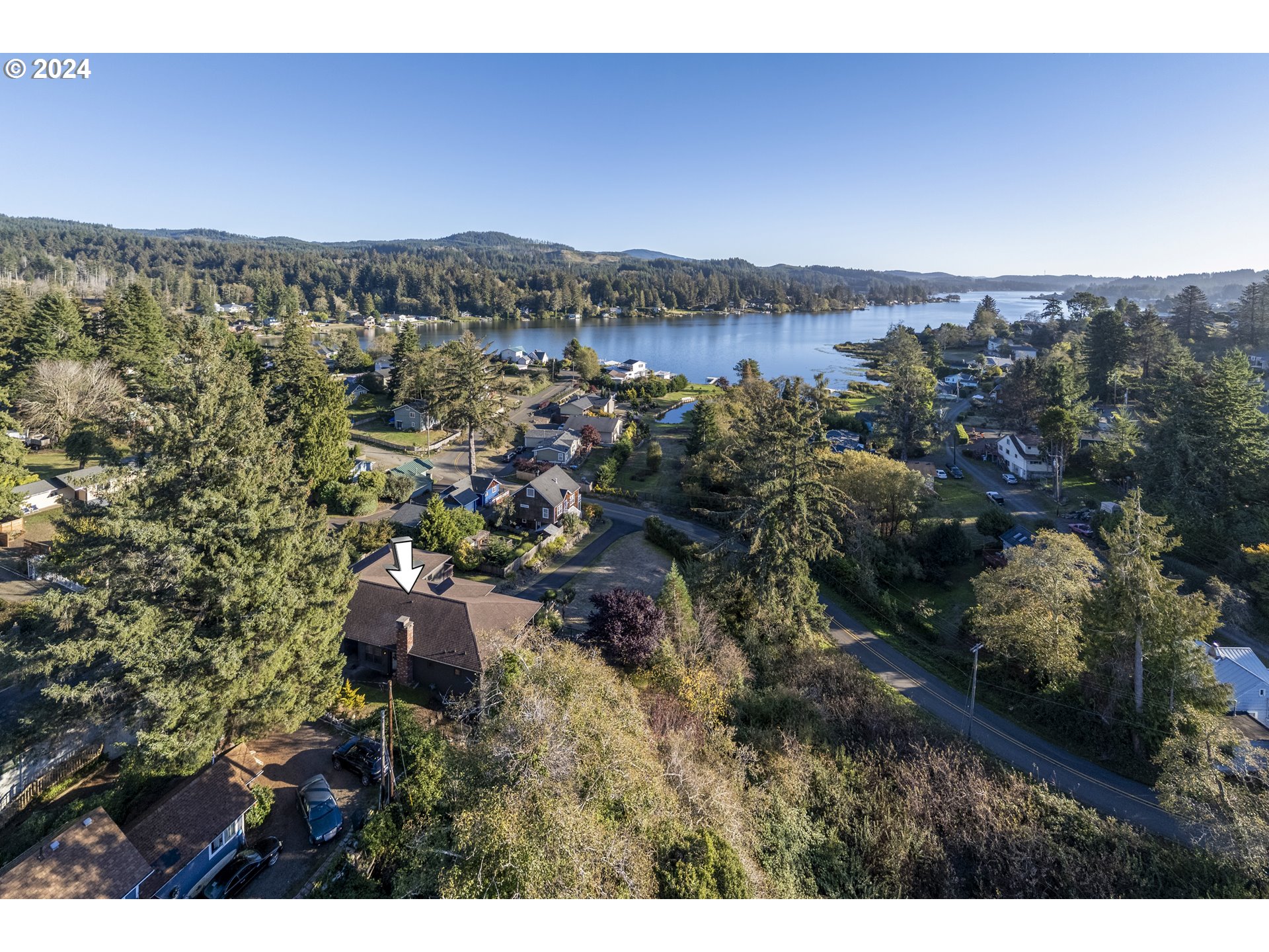 4701 Northeast Neotsu Drive Neotsu, OR 97364 - Photo 31 of 46 a view of a city