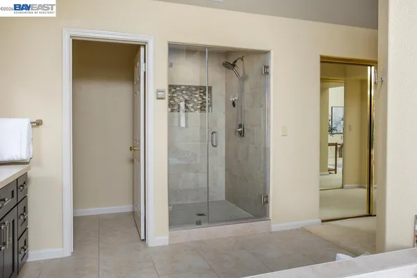 $2,288,000 | 302 Sunset Drive, Danville, CA 94506