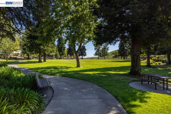 $2,288,000 | 302 Sunset Drive, Danville, CA 94506