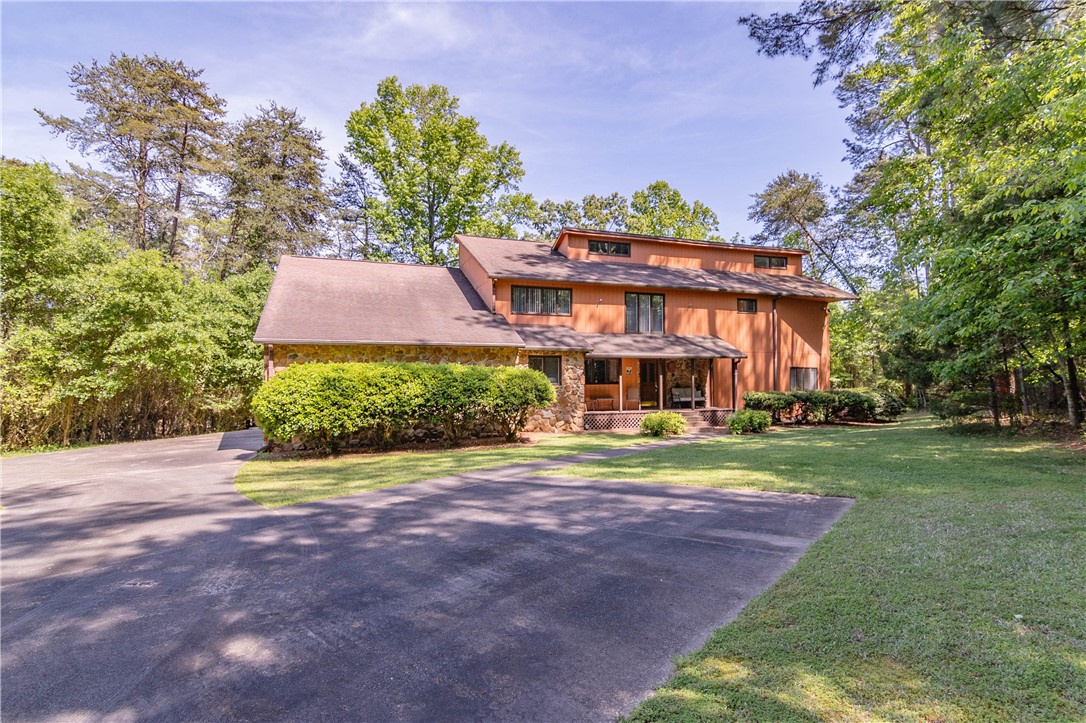 129 Sunset Point Road Anderson, SC 29626 - Photo 7 of 50 Circular Driveway