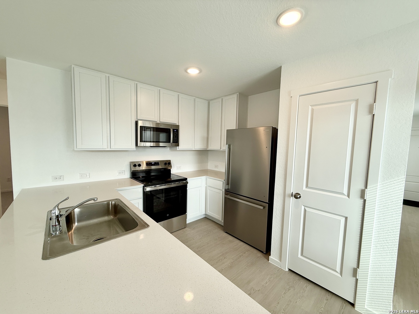 311 Moscato Road New Braunfels, TX 78130 - Photo 7 of 41