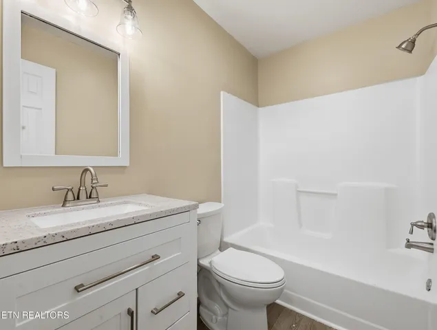 $329,000 | 1652 Banyan Lane, Knoxville, TN 37914