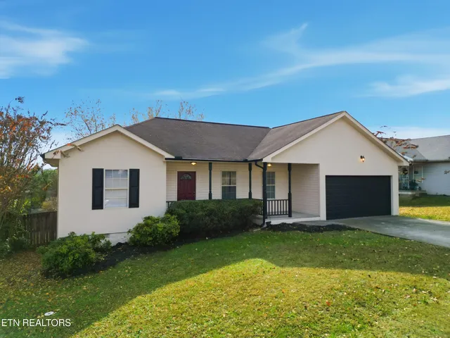 $329,000 | 1652 Banyan Lane, Knoxville, TN 37914