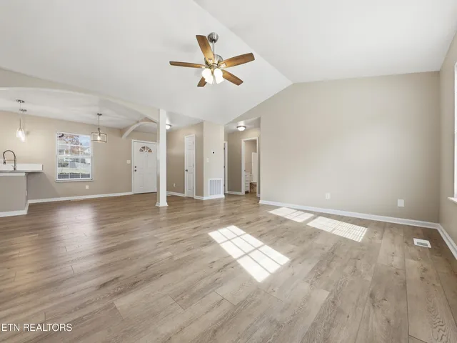 $329,000 | 1652 Banyan Lane, Knoxville, TN 37914