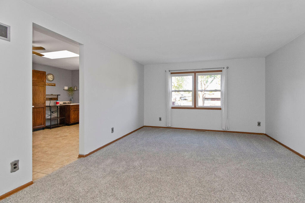 1702 West 100th Avenue Crown Point, IN 46307 - Photo 6 of 20 1024x683