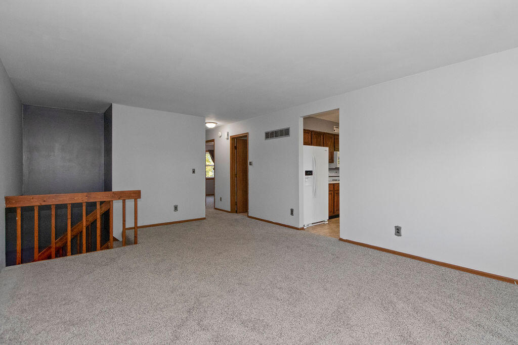 1702 West 100th Avenue Crown Point, IN 46307 - Photo 8 of 20 1024x683