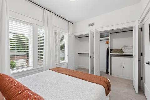 $479,900 | 332 Douglas Avenue, Nashville, TN 37207