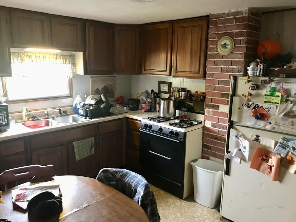1023 Rte 110 Highway Indiana, PA 15701 - Photo 4 of 10 Eat-in Kitchen