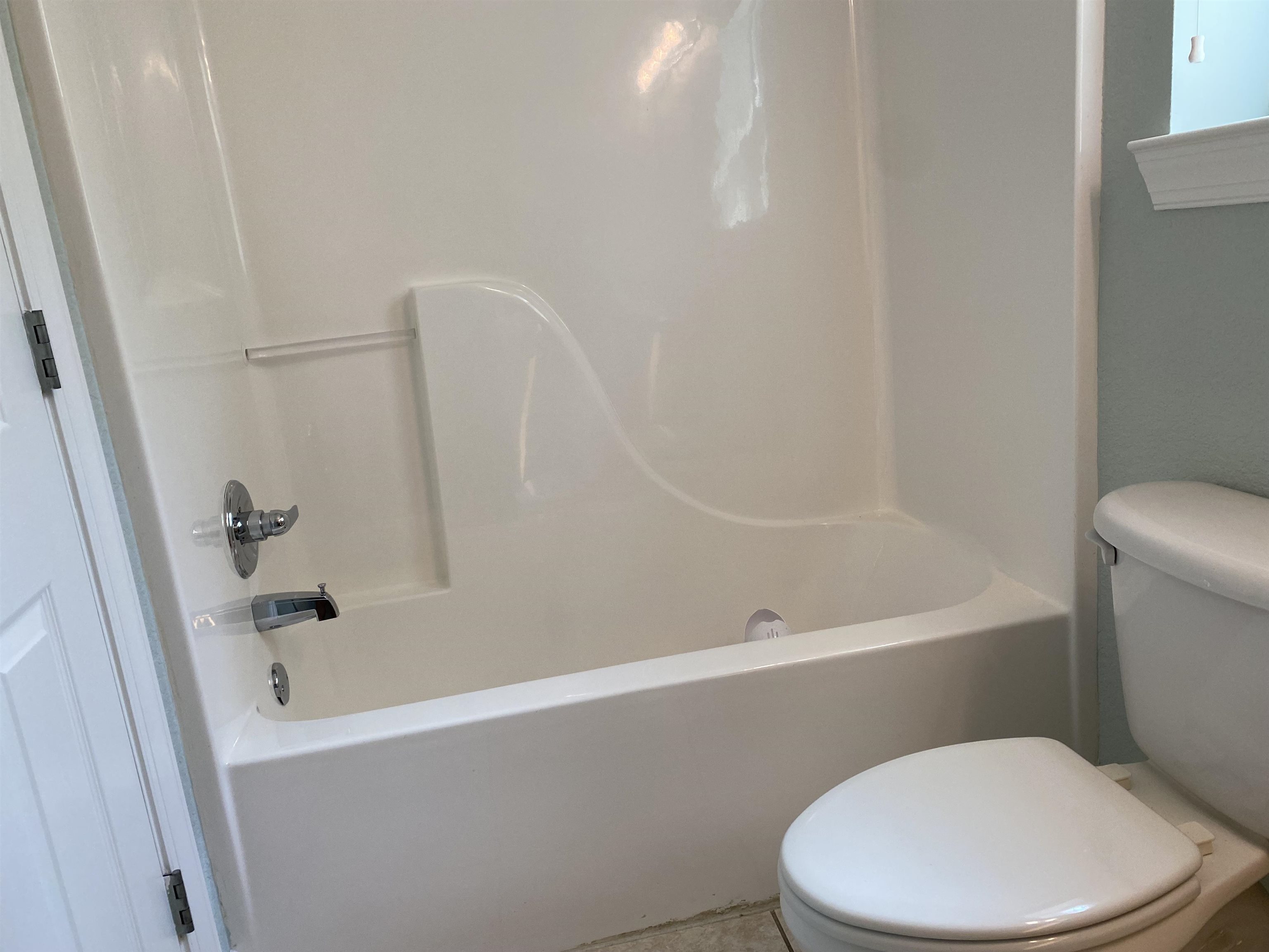 7561 Wenzel Road, Unit A9 Foley, AL 36535 - Photo 10 of 37 guest bath