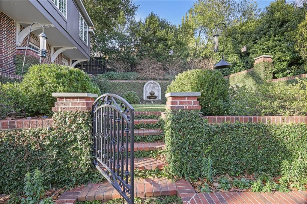 12 Camden Road Northeast Atlanta, GA 30309 - Photo 49 of 62