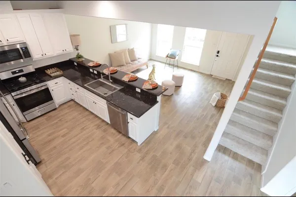 $2,100 | 2201 Naomi Street, Unit A, Houston, TX 77054